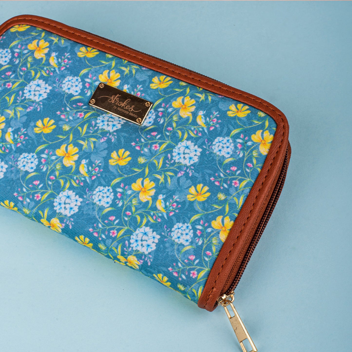 Vintage Blooms Blue Zipper Wallet