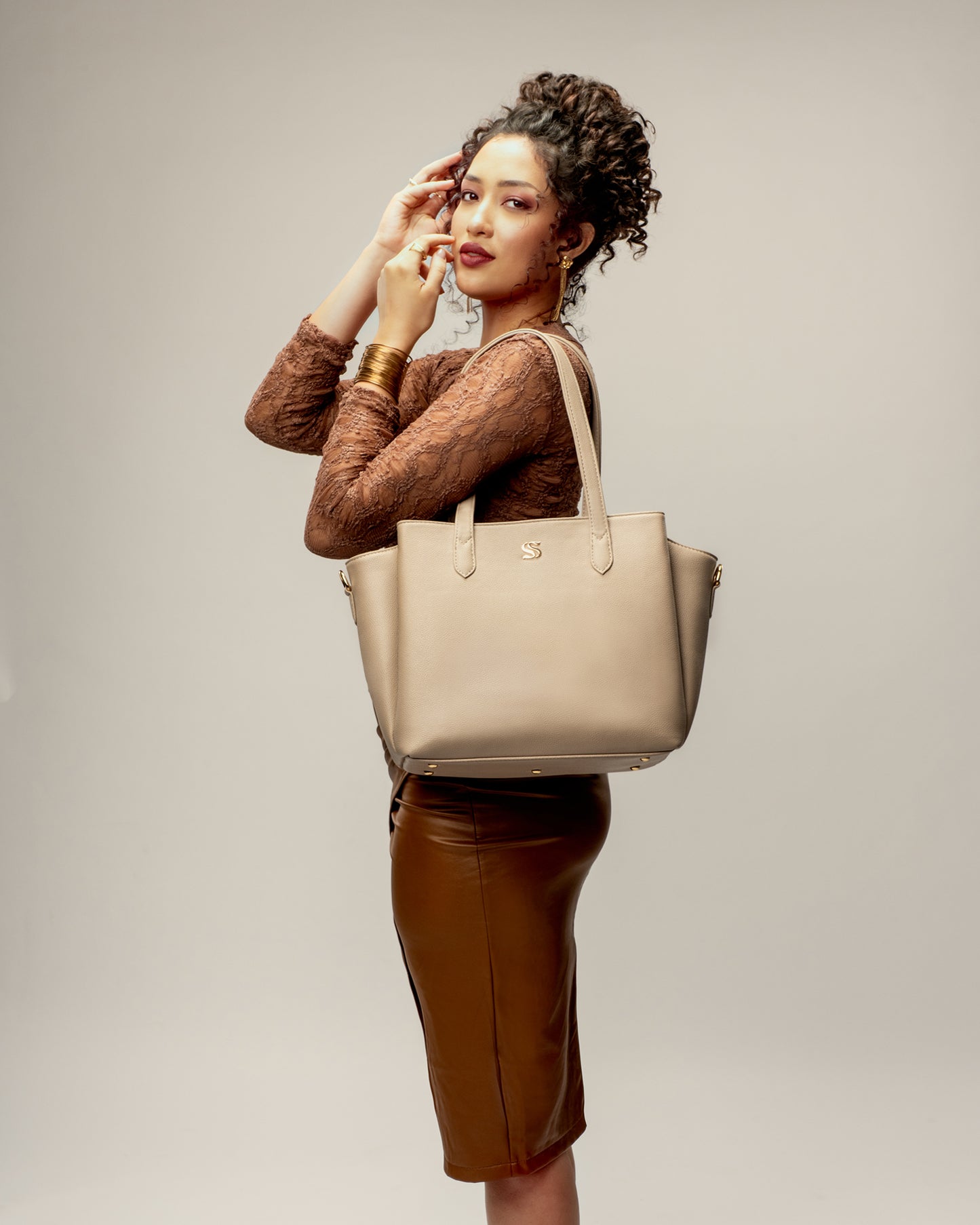 Almond Crème Cresta Tote bag for 16" laptop