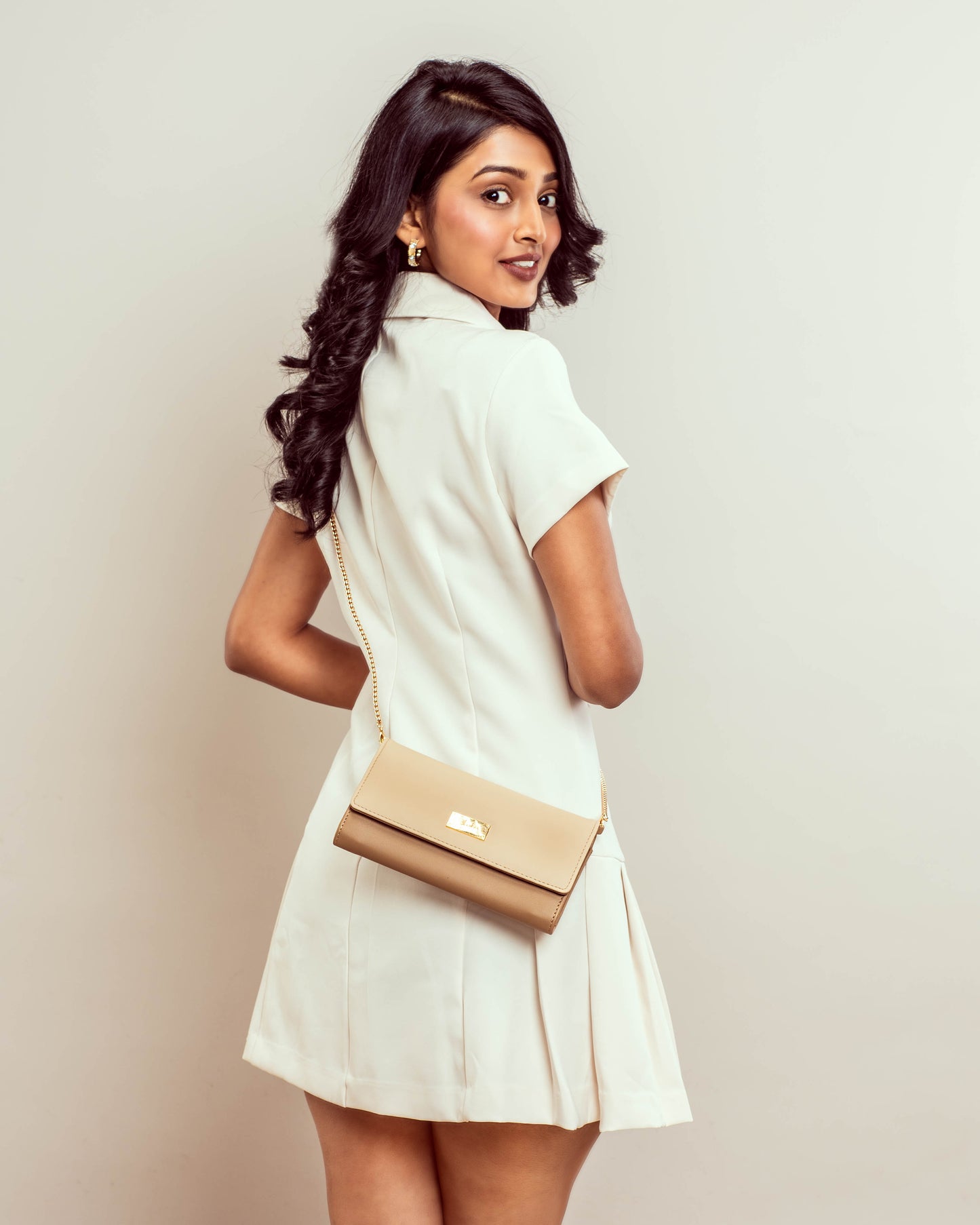 Latte Luxe Clutch Wallet cum Sling