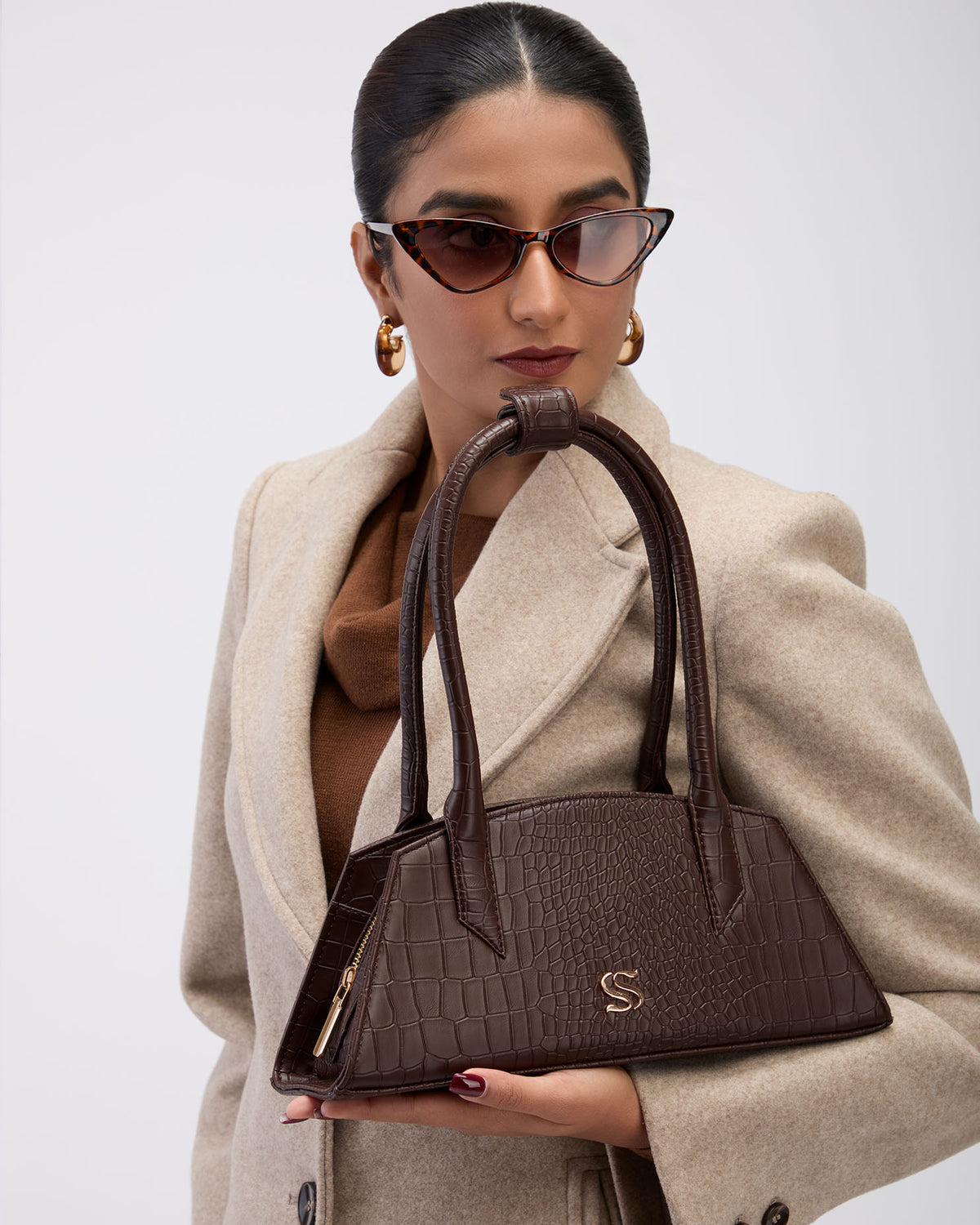 Mahogany Mystique Estelle Shoulder bag