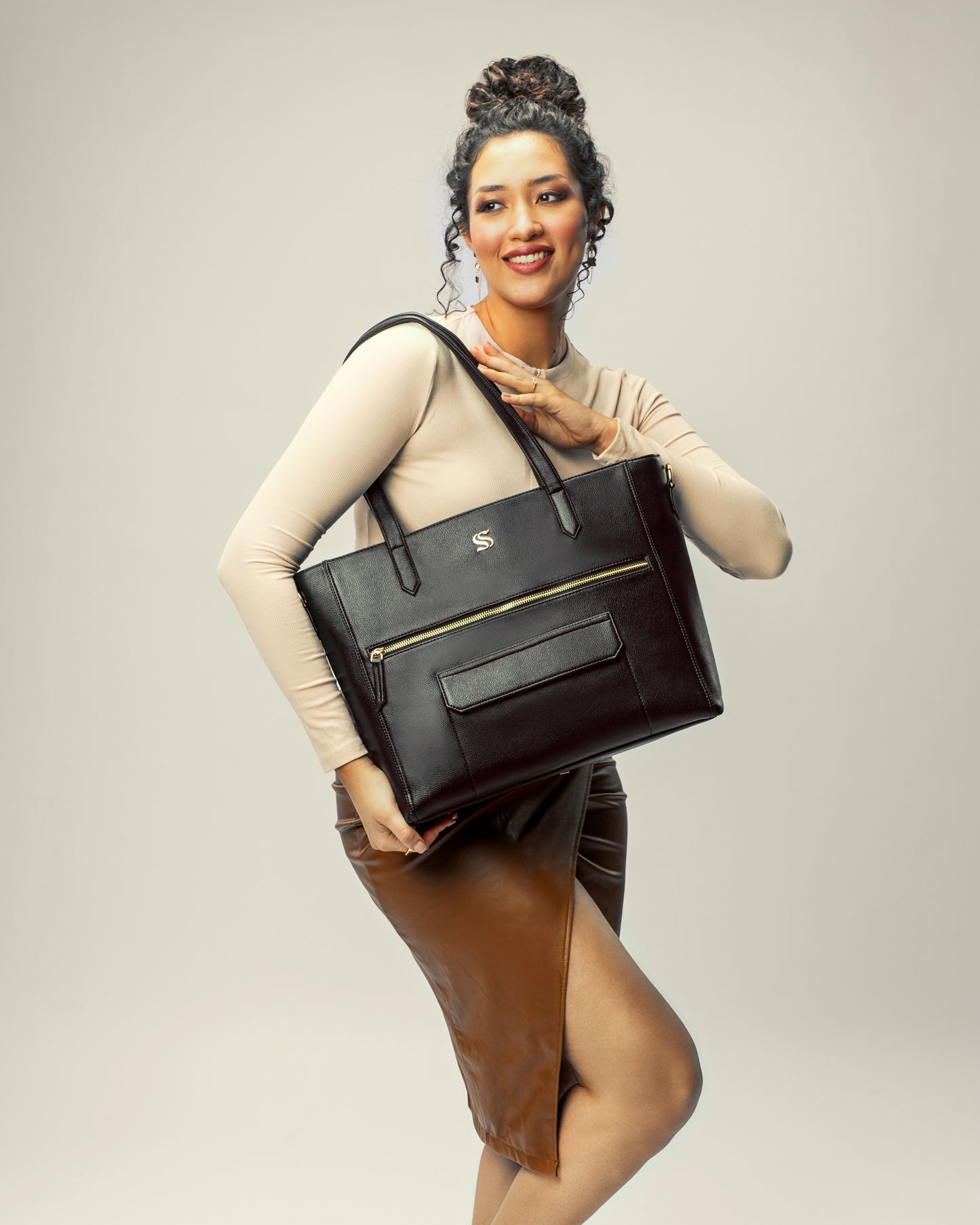 Charcoal Chic Aurea Tote bag for 16" laptop