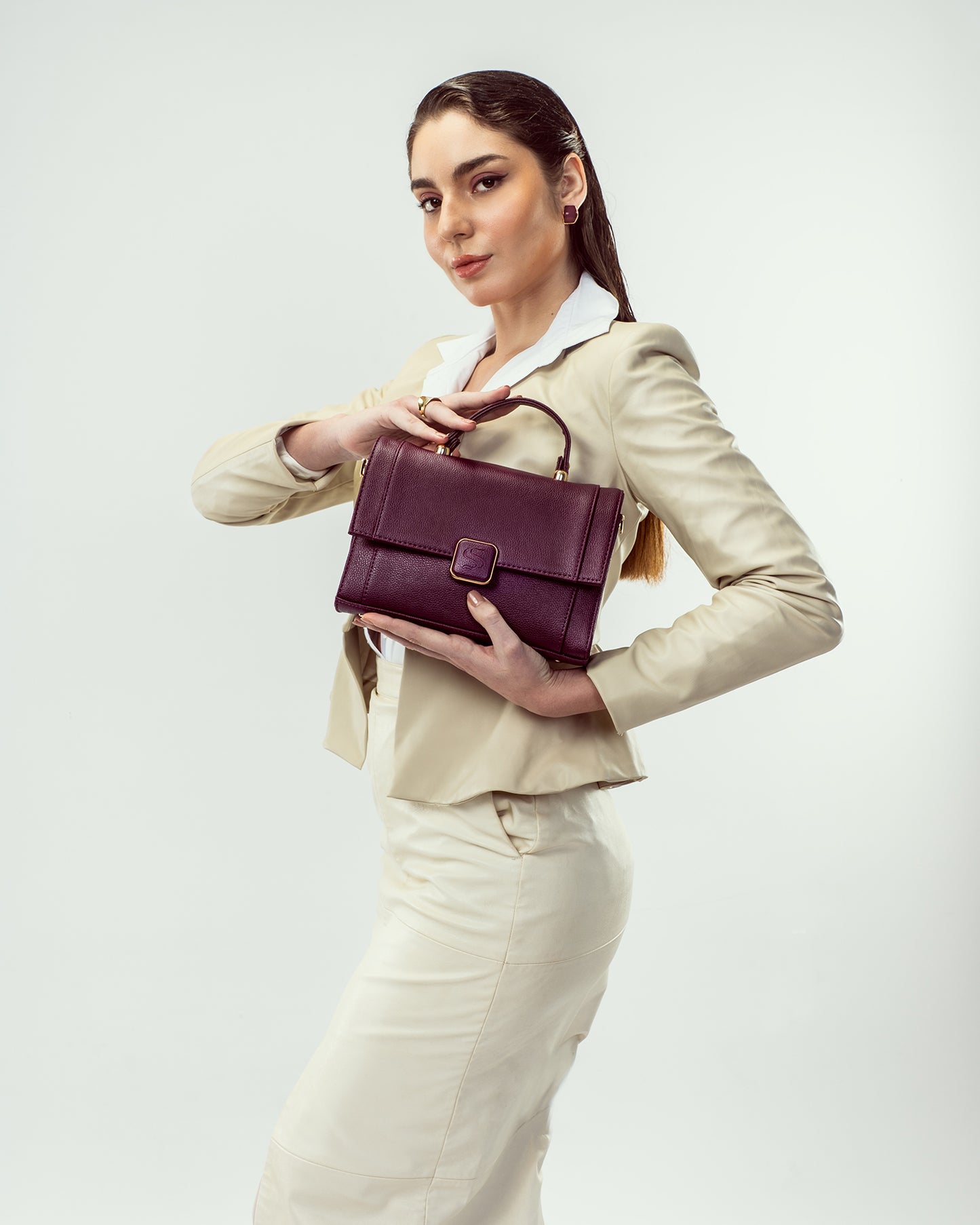 Burgundy Belle Serena Handbag cum Sling bag
