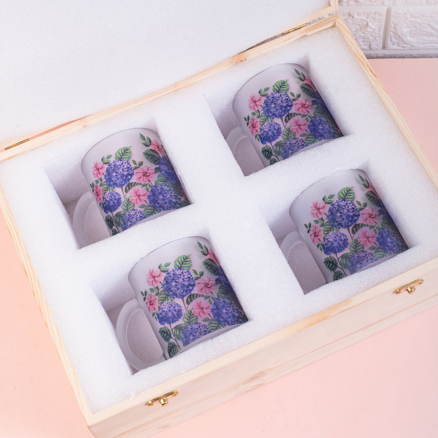 Hydrangea Frosted Glass Mug - Gift Set